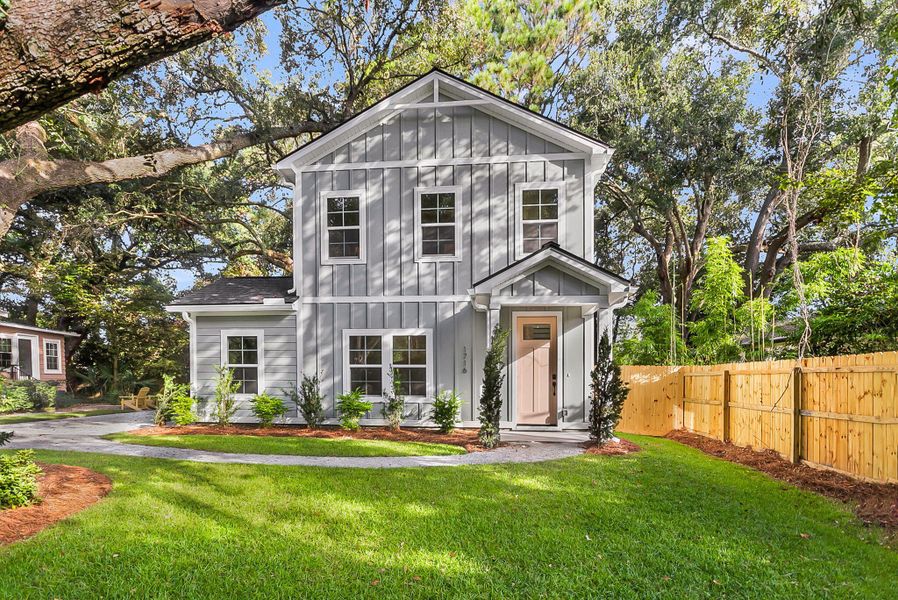 Image 37 of a home in . Image 37 of a home in .