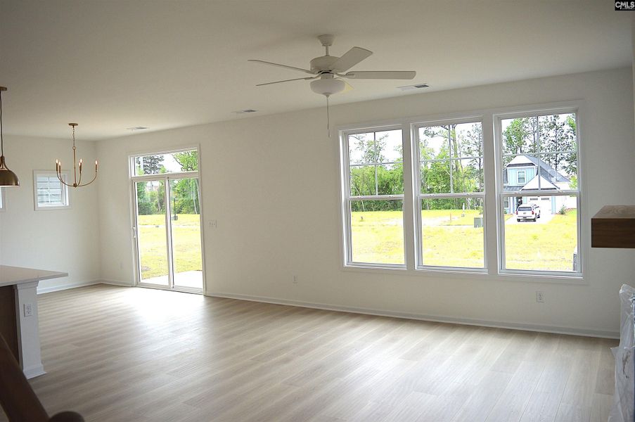 Spacious, unfurnished interior of a new home in Bickley Station, Irmo (Image 11).