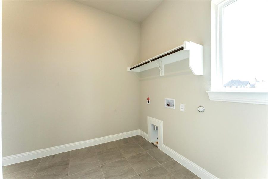 Spacious, unfurnished interior of a new home in Polo Ridge, Mesquite (Image 19). Spacious, unfurnished interior of a new home in Polo Ridge, Mesquite (Image 19).