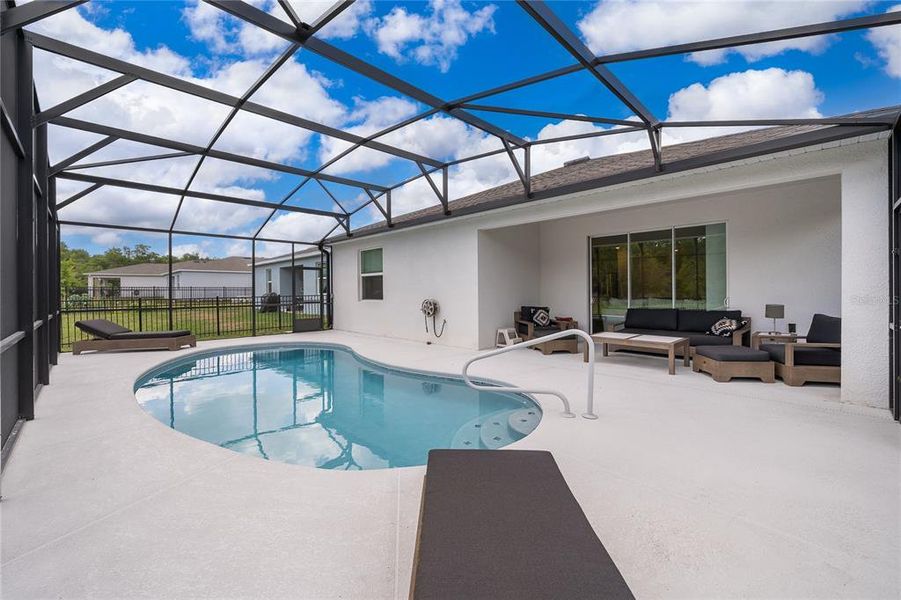 Exterior details and patio area of a home in , Davenport (Image 24).