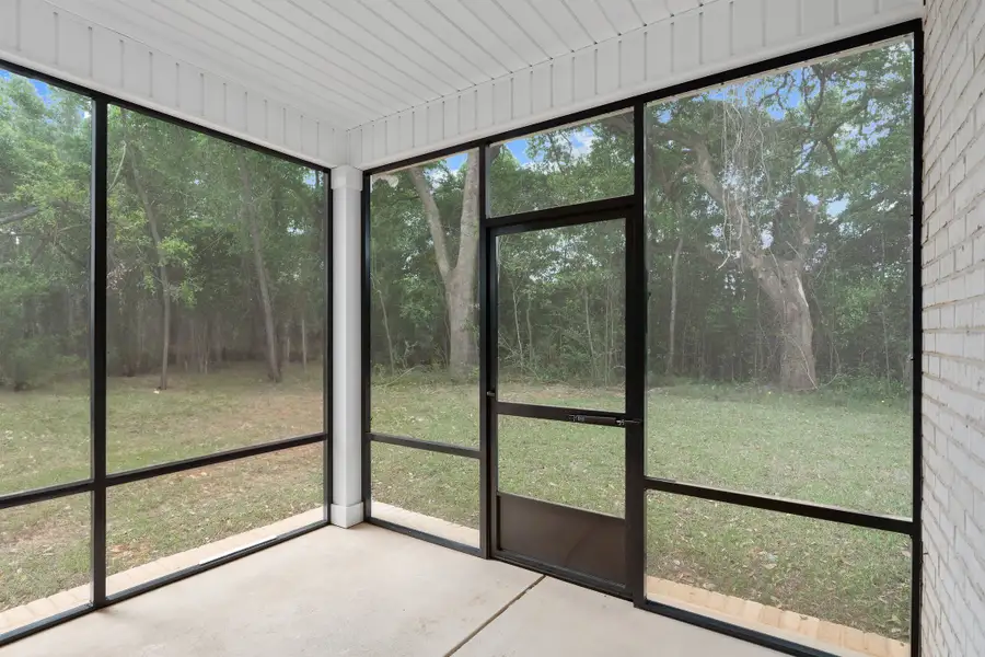 Representative exterior details of a home built from the Drexel by Maronda Homes in Applewood Reserve, Lakeland (Image 35).