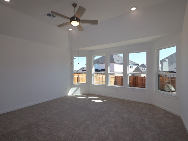 Spacious, unfurnished interior of a new home in Edgewood, Leander (Image 29). Spacious, unfurnished interior of a new home in Edgewood, Leander (Image 29).