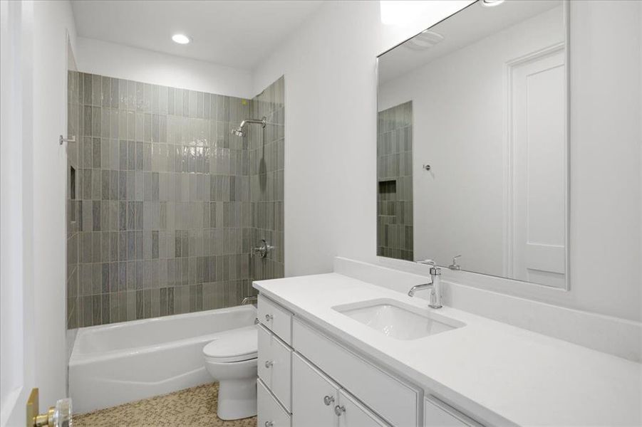 Furnished interior view inside a new home in , Dallas (Image 29).