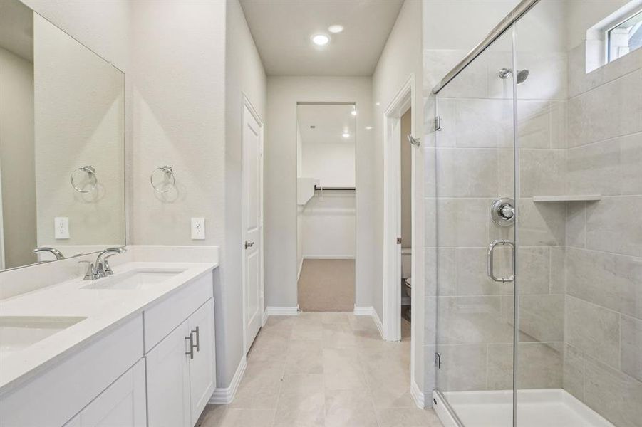 Photo is not of the actual home, but is an inspirational photo of builder’s model home and may depict options, furnishings, and/or decorator features that are not included. Photo is not of the actual home, but is an inspirational photo of builder’s model home and may depict options, furnishings, and/or decorator features that are not included.