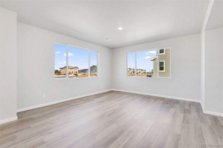 Spacious, unfurnished interior of a new home in Cherry Meadows, Brighton (Image 16).