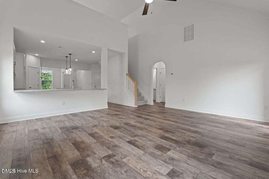 20250919205822876712000000-o 20250919205822876712000000-o