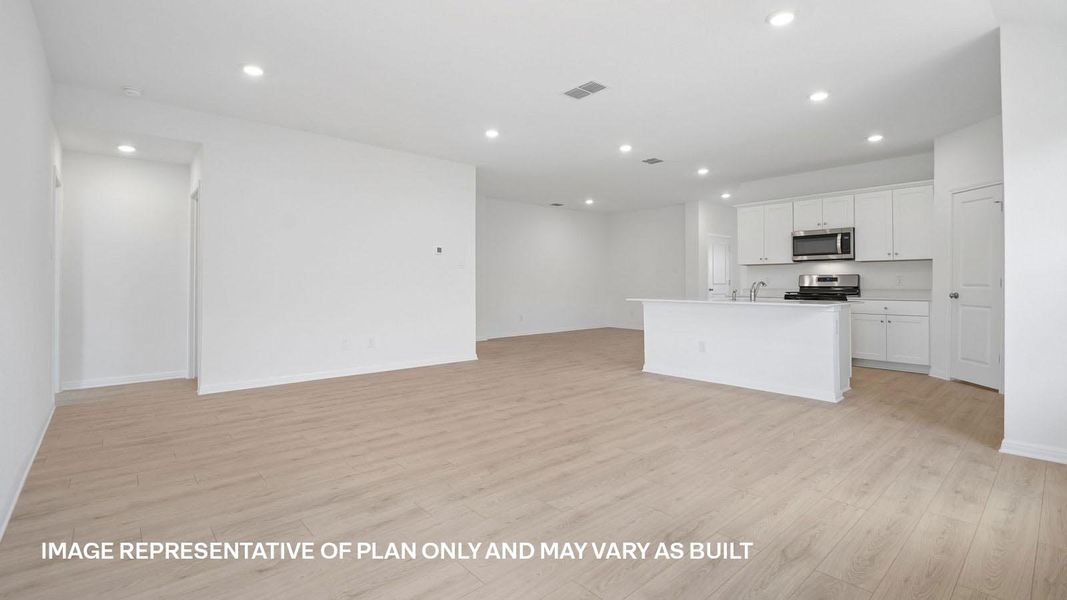 Spacious, unfurnished interior of a new home in Southgrove, Kyle (Image 13).