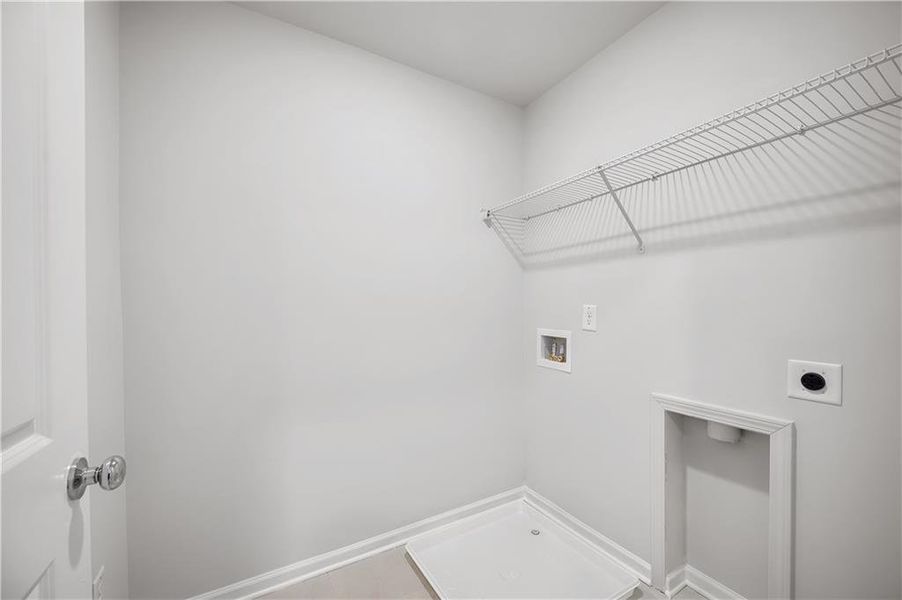 Spacious, unfurnished interior of a new home in Avery Ridge, Gainesville (Image 26).