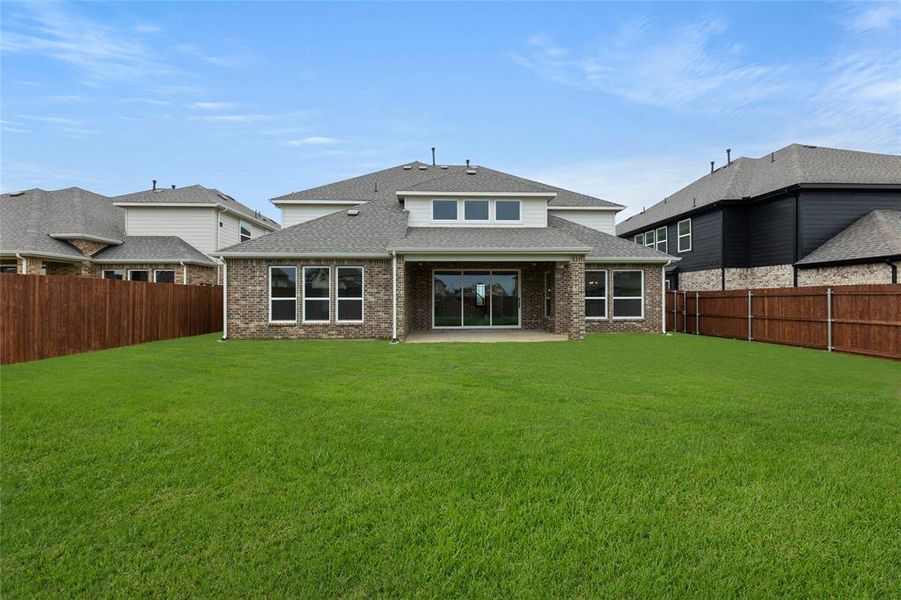 3730 Milwaulkee- Back-1 3730 Milwaulkee- Back-1