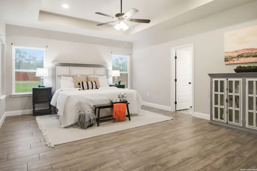 Furnished interior view inside a new home in , La Vernia (Image 5).