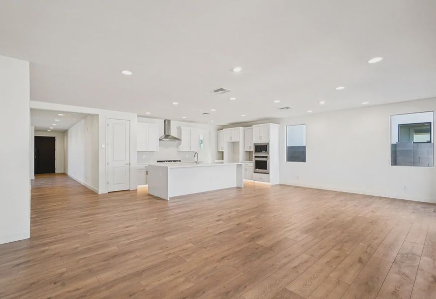 Great Room - 3 of 11