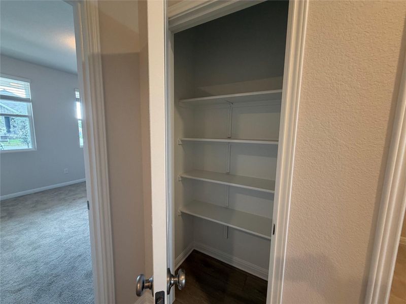 Image 27 of a home in Willow Springs.