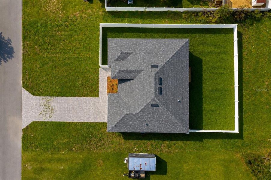 Exterior details and patio area of a home in , Ocala (Image 29). Exterior details and patio area of a home in , Ocala (Image 29).