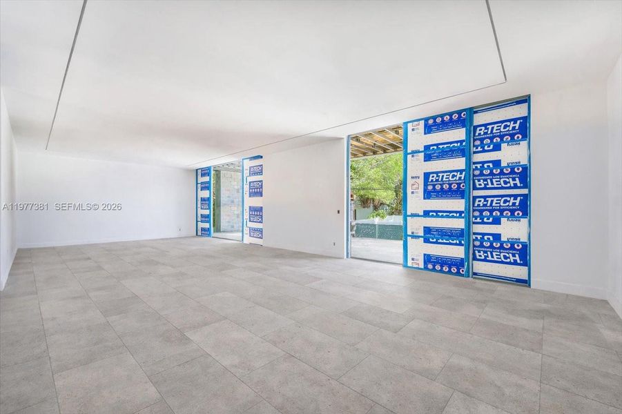 Spacious, unfurnished interior of a new home in , North Bay Village (Image 12).