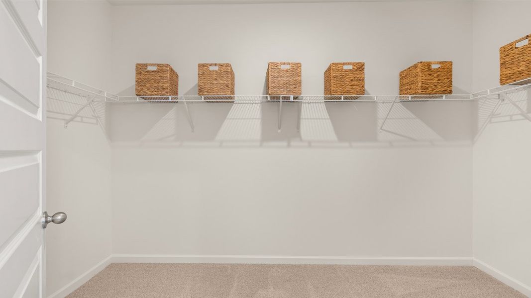 Representative unfurnished interior of a home built from the Denton by D.R. Horton in Kingston Ranch at Lake Oconee, Buckhead (Image 21).