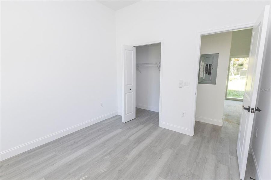 Spacious, unfurnished interior of a new home in , Lake Panasoffkee (Image 14). Spacious, unfurnished interior of a new home in , Lake Panasoffkee (Image 14).