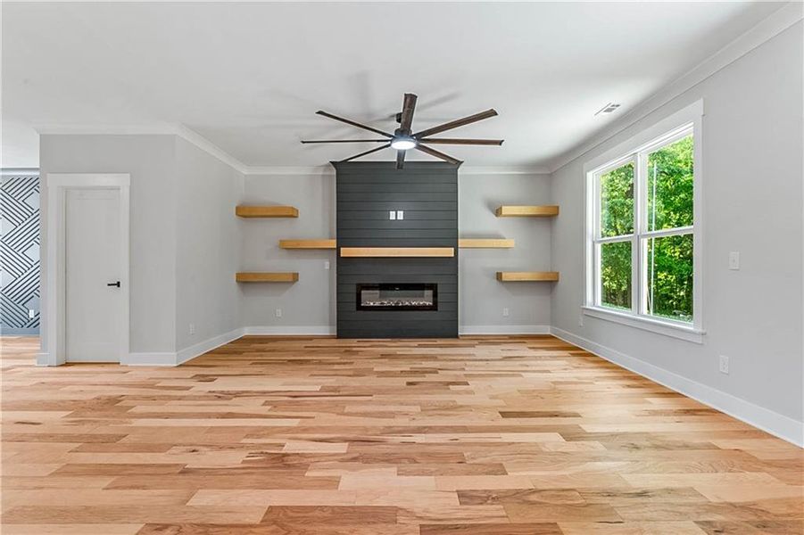 Spacious, unfurnished interior of a new home in , Hampton (Image 23).