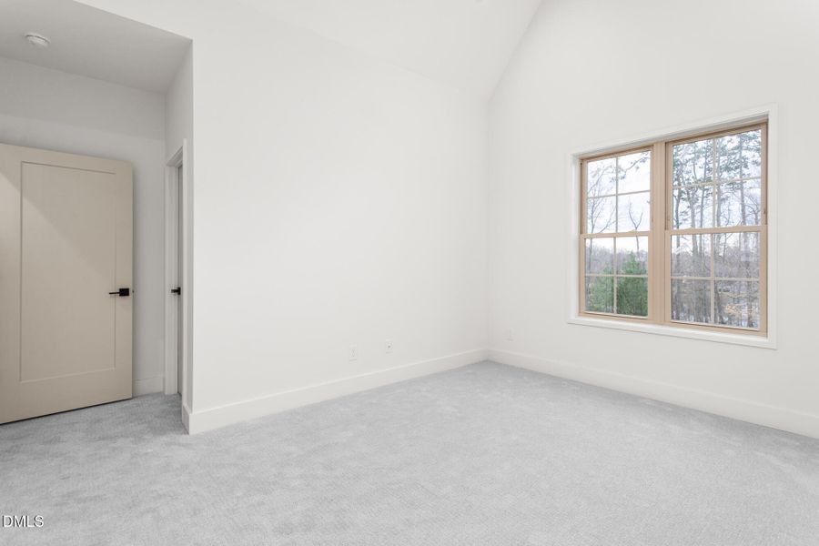 1150 Lochshire Drive-34
