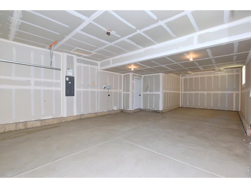 Image 34 of a home in .