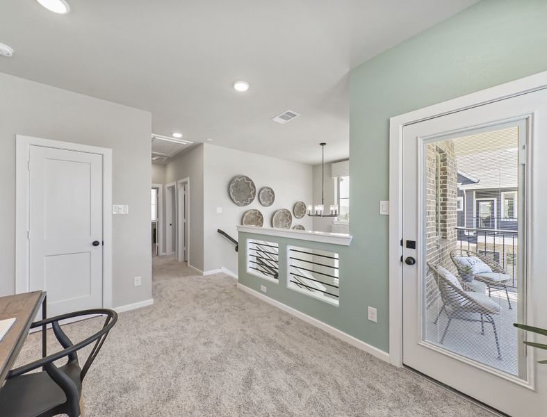 Furnished interior view inside a new home in Sienna, Missouri City (Image 26).