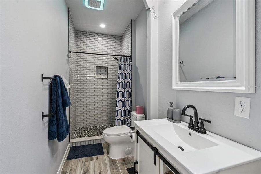 Furnished interior view inside a new home in , Lake Panasoffkee (Image 11). Furnished interior view inside a new home in , Lake Panasoffkee (Image 11).