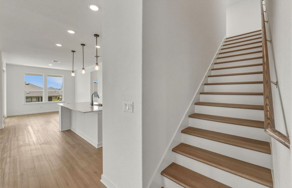 Spacious, unfurnished interior of a new home in Sun City Texas, Georgetown (Image 33).