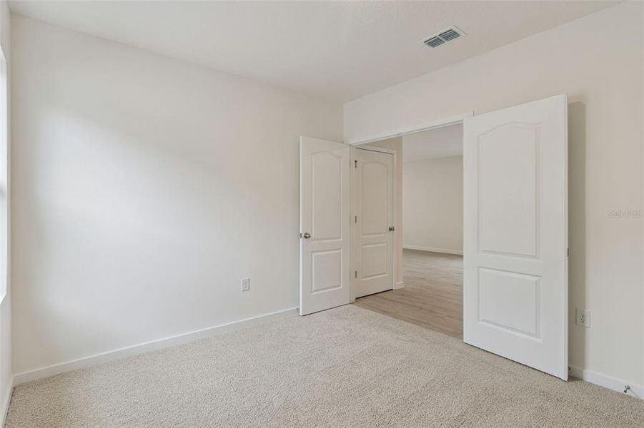 Spacious, unfurnished interior of a new home in , Kissimmee (Image 18).