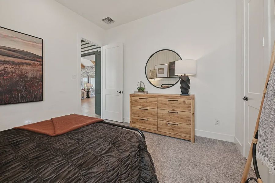 Furnished interior view inside a new home in Meridiana 60's, Manvel (Image 12).