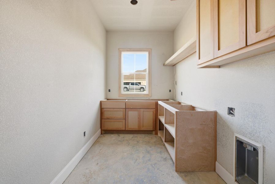 Image 28 of a home in .