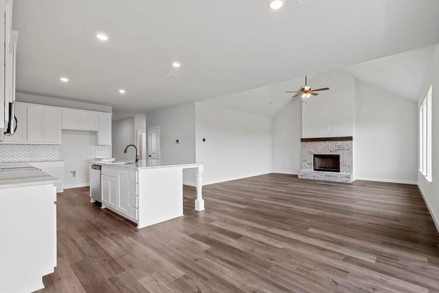 Representative furnished interior of a home built from the Garrison II by Cheldan Homes in Arbor Oaks, Boyd (Image 19).