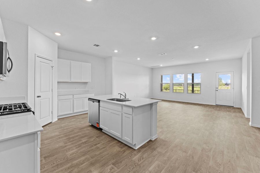 Furnished interior view inside a new home in Durango, Mustang Ridge (Image 8).