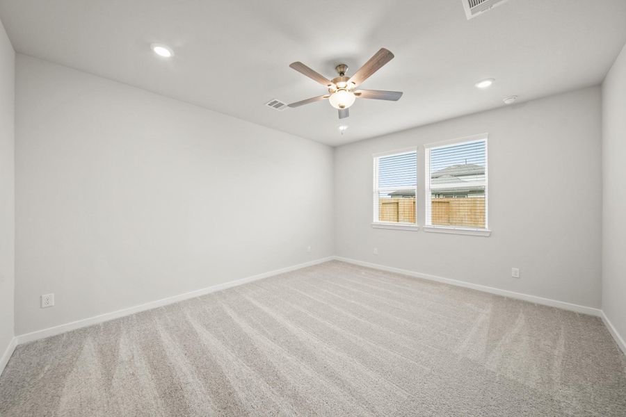 Spacious, unfurnished interior of a new home in Valor Park, Bay City (Image 8). Spacious, unfurnished interior of a new home in Valor Park, Bay City (Image 8).