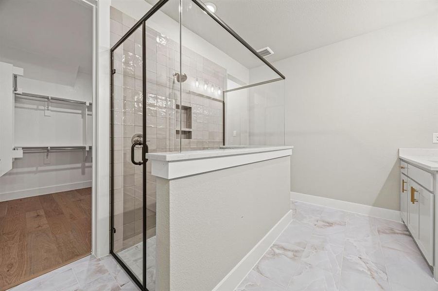 Furnished interior view inside a new home in Fields, Frisco (Image 15).