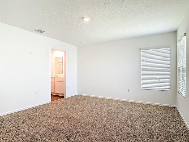 Spacious, unfurnished interior of a new home in , Bunnell (Image 36).