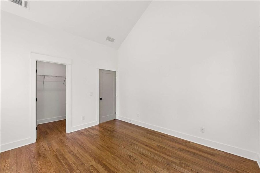 Spacious, unfurnished interior of a new home in , Atlanta (Image 24). Spacious, unfurnished interior of a new home in , Atlanta (Image 24).