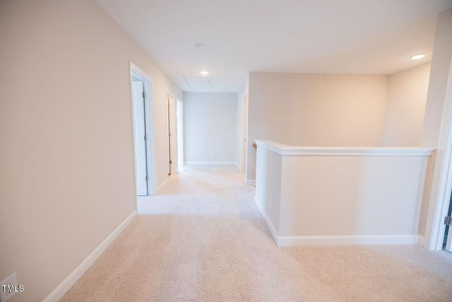 Spacious, unfurnished interior of a new home in Tobacco Road, Angier (Image 109). Spacious, unfurnished interior of a new home in Tobacco Road, Angier (Image 109).