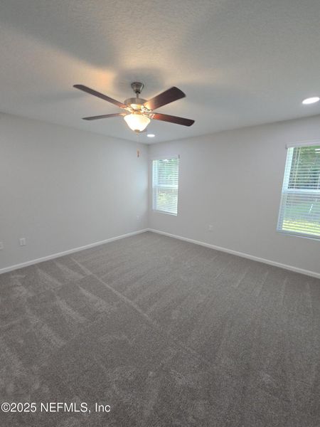 Spacious, unfurnished interior of a new home in , Jacksonville (Image 17).