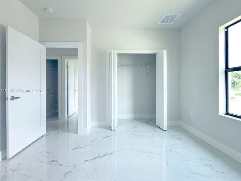 Image 14 of a home in . Image 14 of a home in .