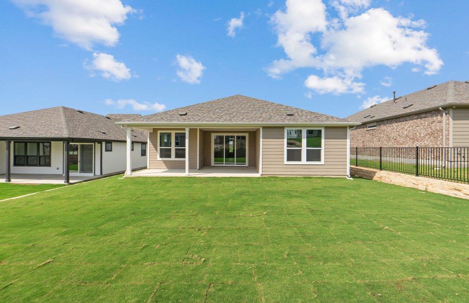 Exterior details and patio area of a home in Sun City Texas, Georgetown (Image 26).