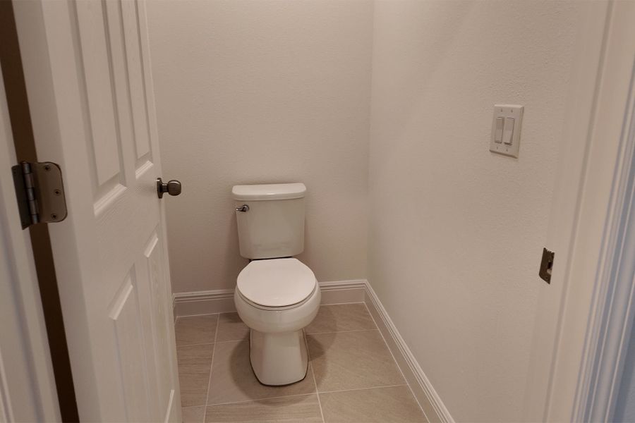 Modern Primary Bathroom with Stylish Features in Central Florida House Modern Primary Bathroom with Stylish Features in Central Florida House