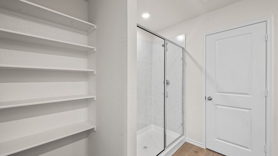 Furnished interior view inside a new home in Bluff Springs, Ferris (Image 13).