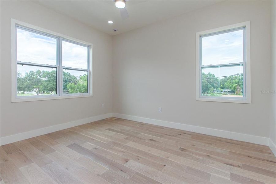 Spacious, unfurnished interior of a new home in , Tampa (Image 72).