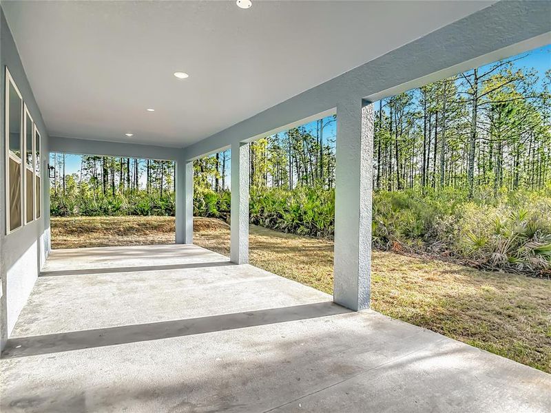 Exterior details and patio area of a home in , Eustis (Image 31).