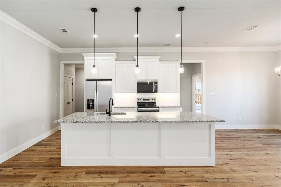 Furnished interior view inside a new home in , Mabank (Image 5).