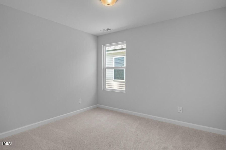 Spacious, unfurnished interior of a new home in Gregory Village, Lillington (Image 30).