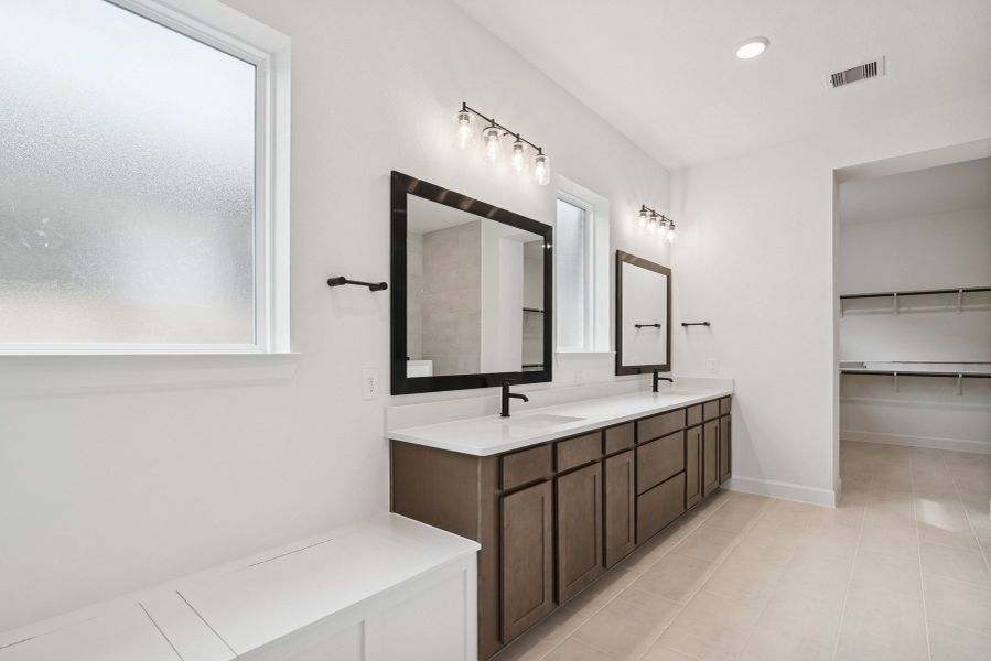 Owner's Bath Owner's Bath