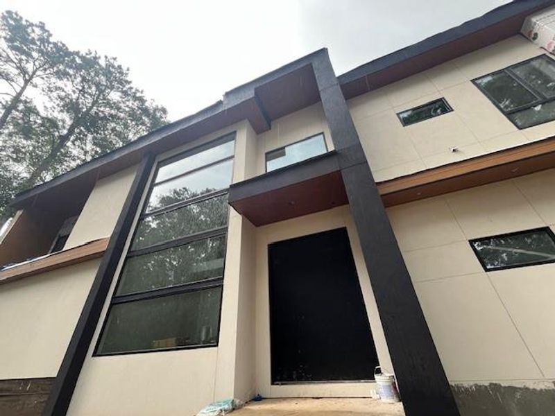 Image 4 of a home in . Image 4 of a home in .