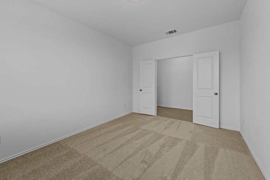 Spacious, unfurnished interior of a new home in Clayton Ranch, Copperas Cove (Image 15).