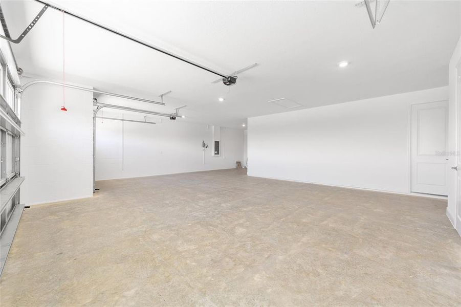 Spacious, unfurnished interior of a new home in , Ocala (Image 24). Spacious, unfurnished interior of a new home in , Ocala (Image 24).