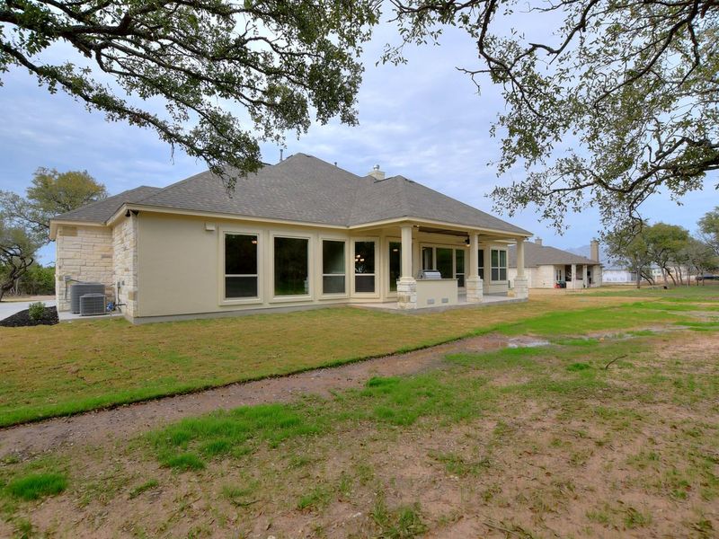 Representative exterior details of a home built from the Siena II by Giddens Homes in Clearwater Ranch, Liberty Hill (Image 59).